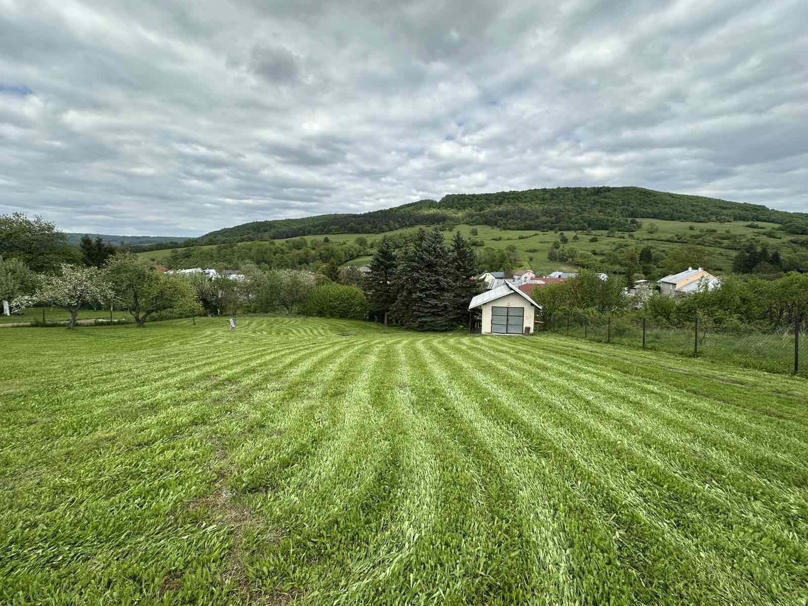 INVESTIČNÝ POZEMOK v obci Mikulášová